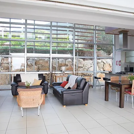 Karavi Villa