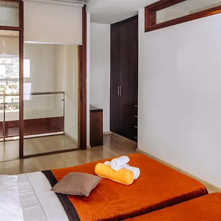 Karavi Villa Pomos